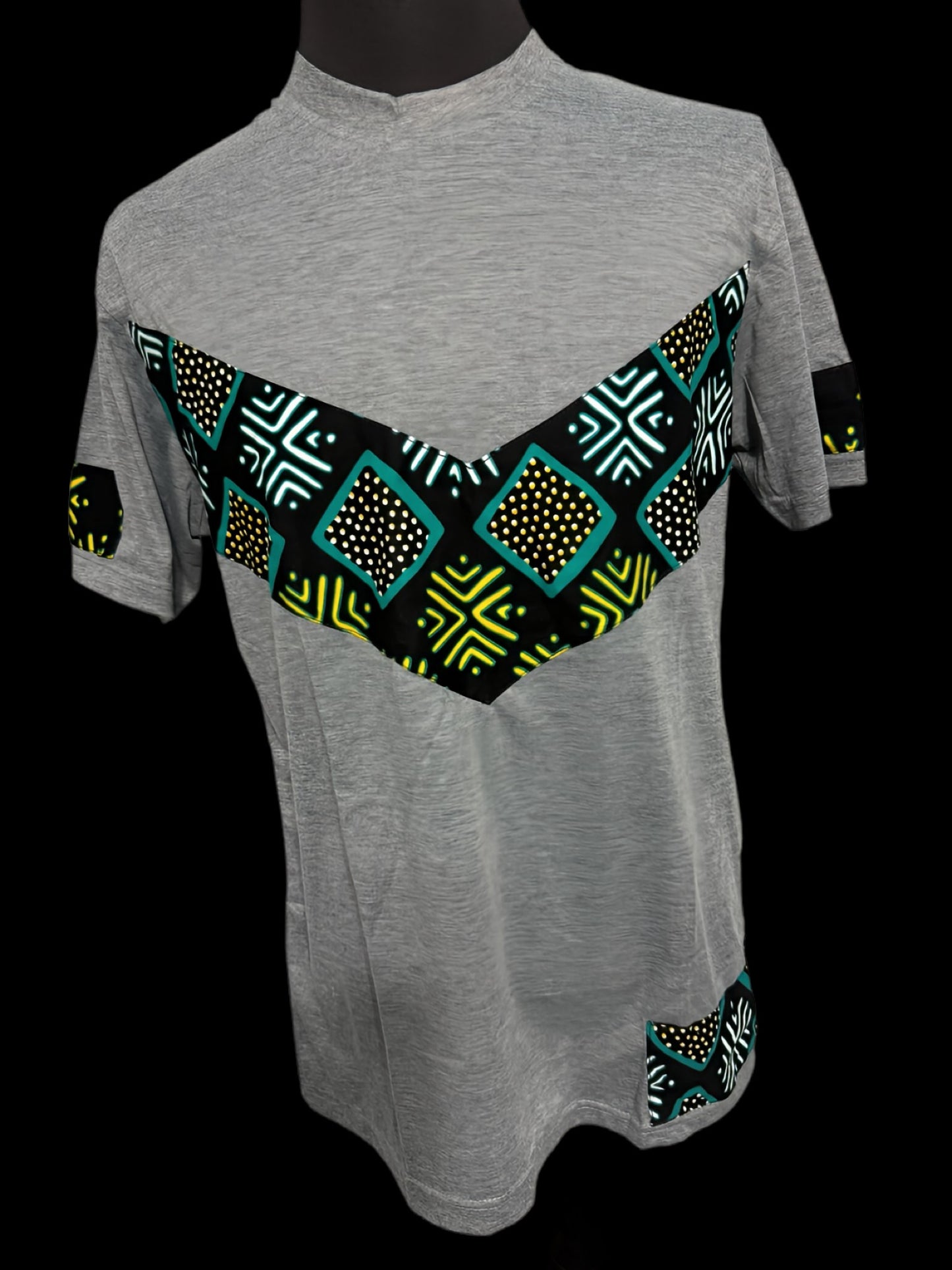 grey t-shirt with dotted diamond shaped print